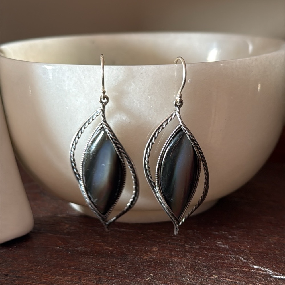 925 Silver Earrings. NWOT - Picture 3 of 8